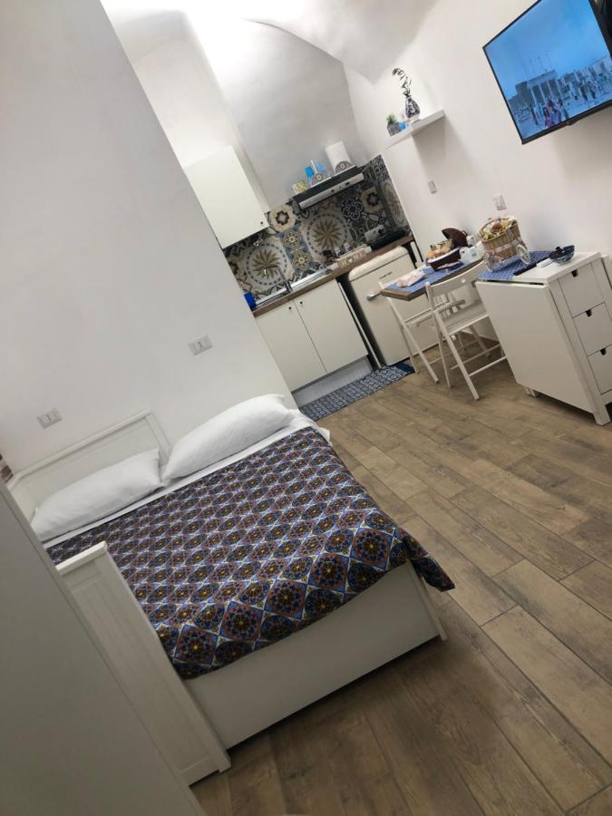 Brancaccio'S House Hotel Наполи Екстериор снимка